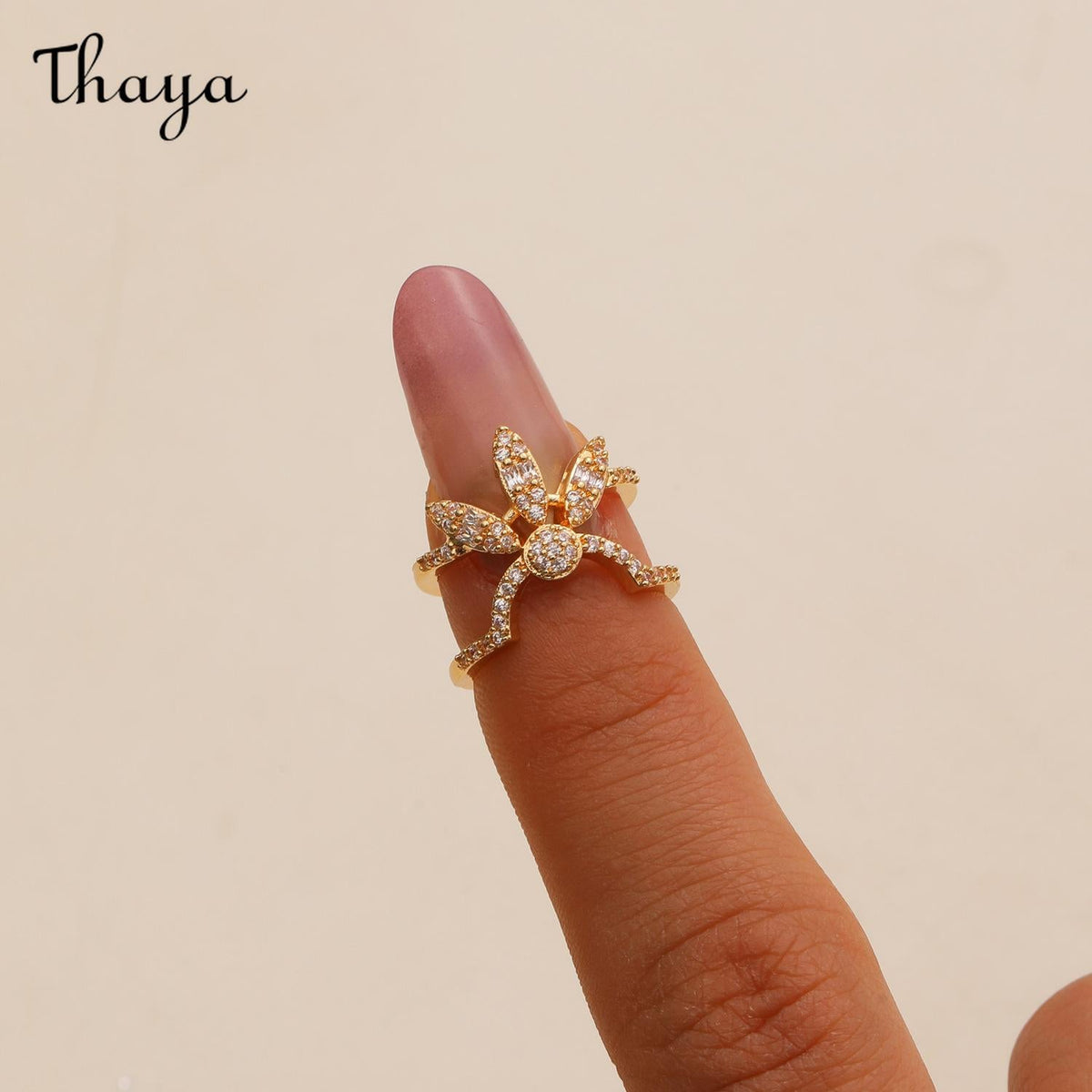 Thaya Stylish Detachable  Crystal Rhinestone Fingertip Art Nail Ring