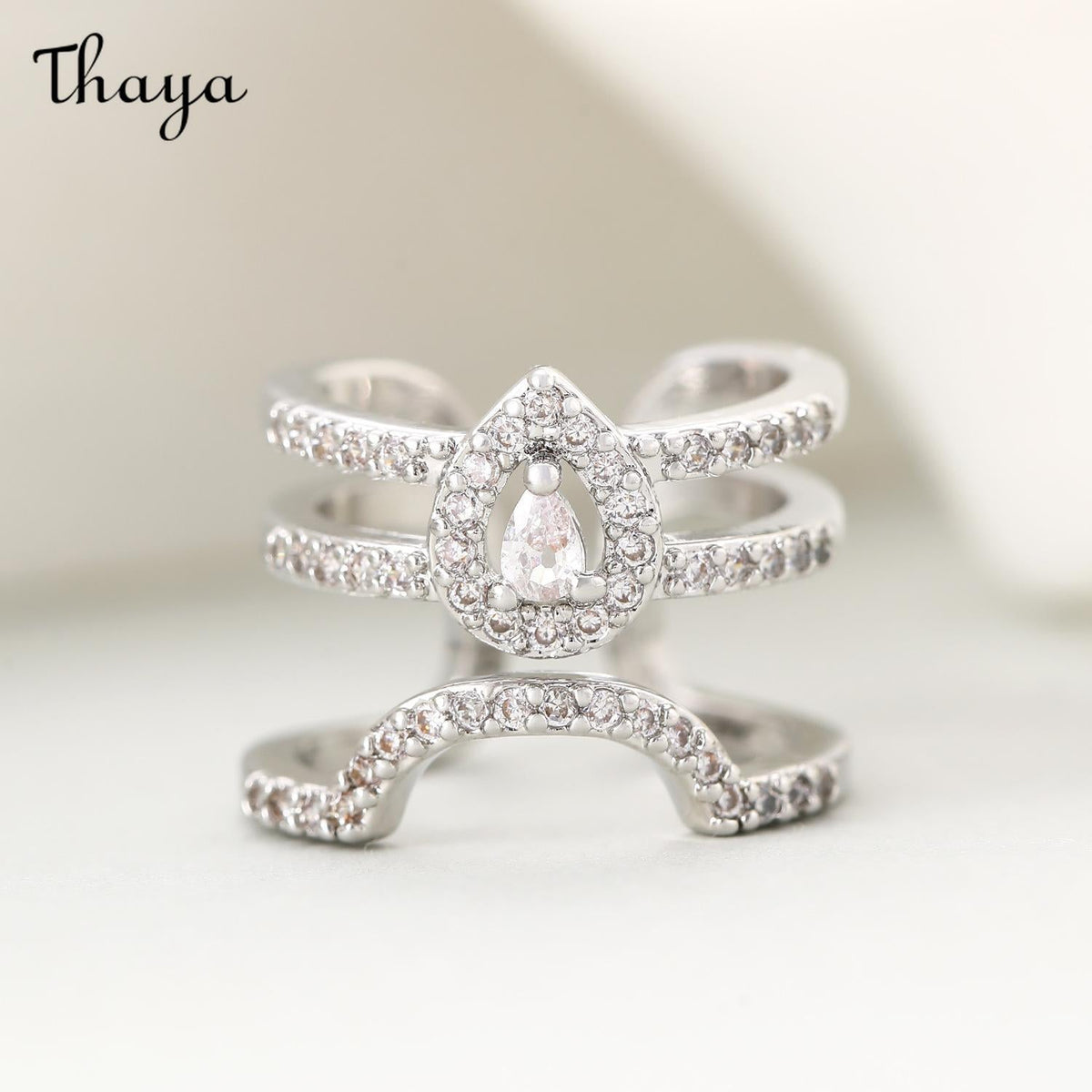 Thaya Elegant Rhinestone Decorative Nail Tip Rings