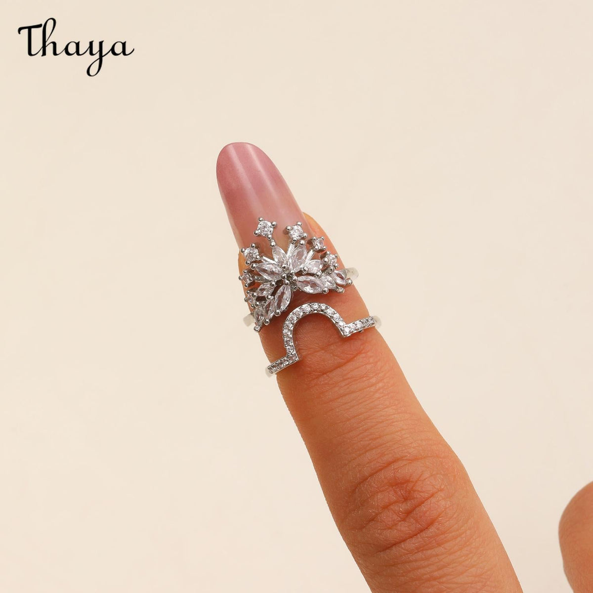 Thaya Stylish Detachable  Crystal Rhinestone Fingertip Art Nail Ring