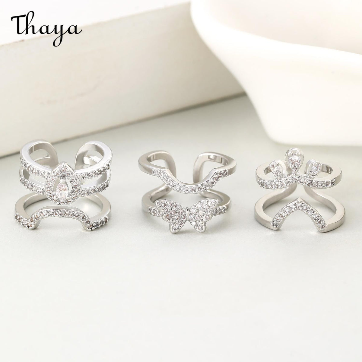 Thaya Elegant Rhinestone Decorative Nail Tip Rings