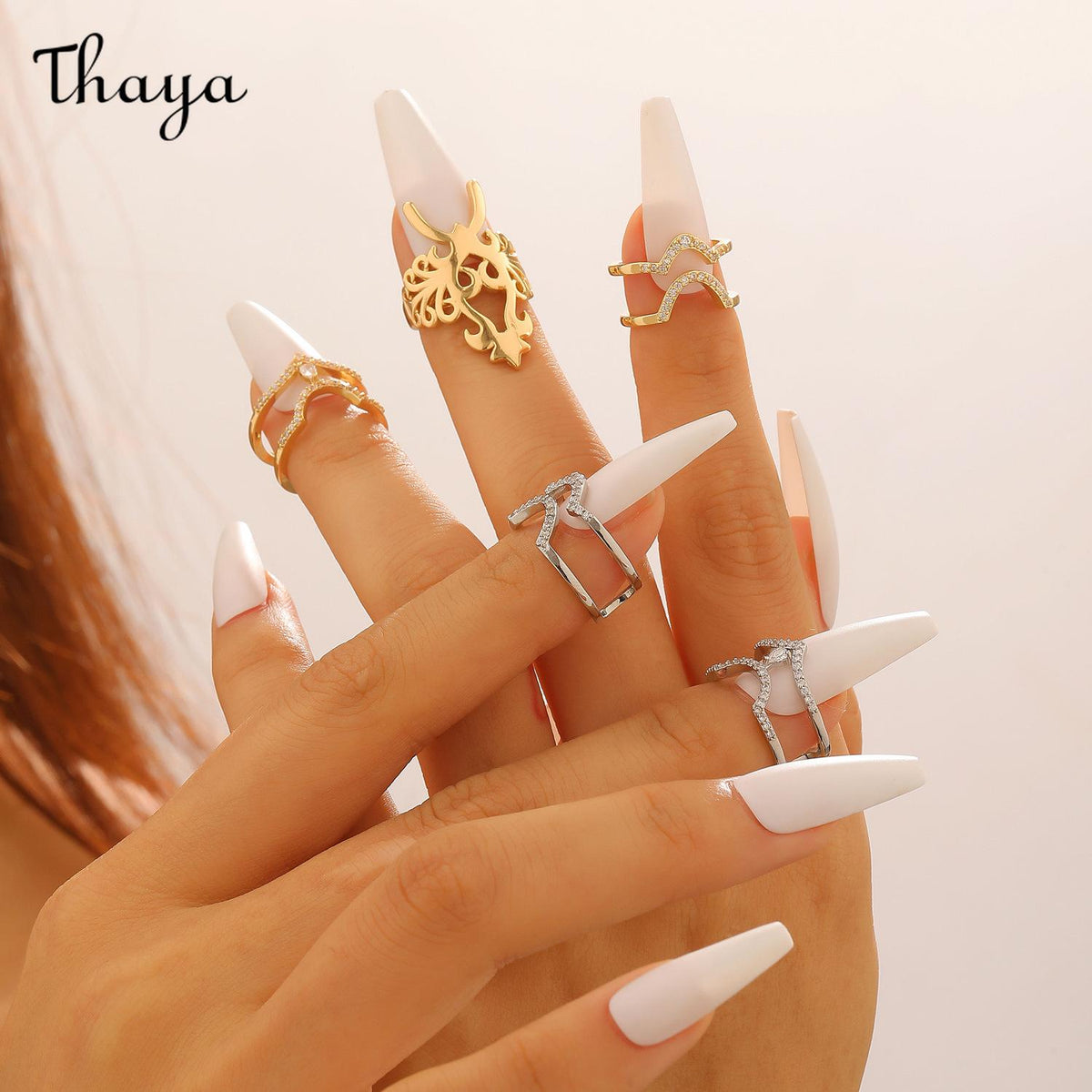 Thaya Elegant Multi-Piece Detachable Art Nail Ring