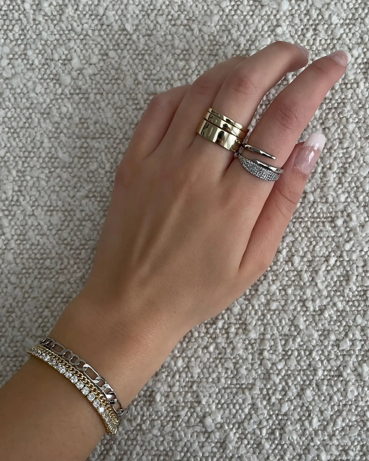 14K Gold Plated 3mm Cubic Zirconia Classic Tennis Bracelet - Hypoallergenic Gold Bracelets for Women - Size 6.5-7.5 Inch - Simulated Diamond Tennis Bracelets
